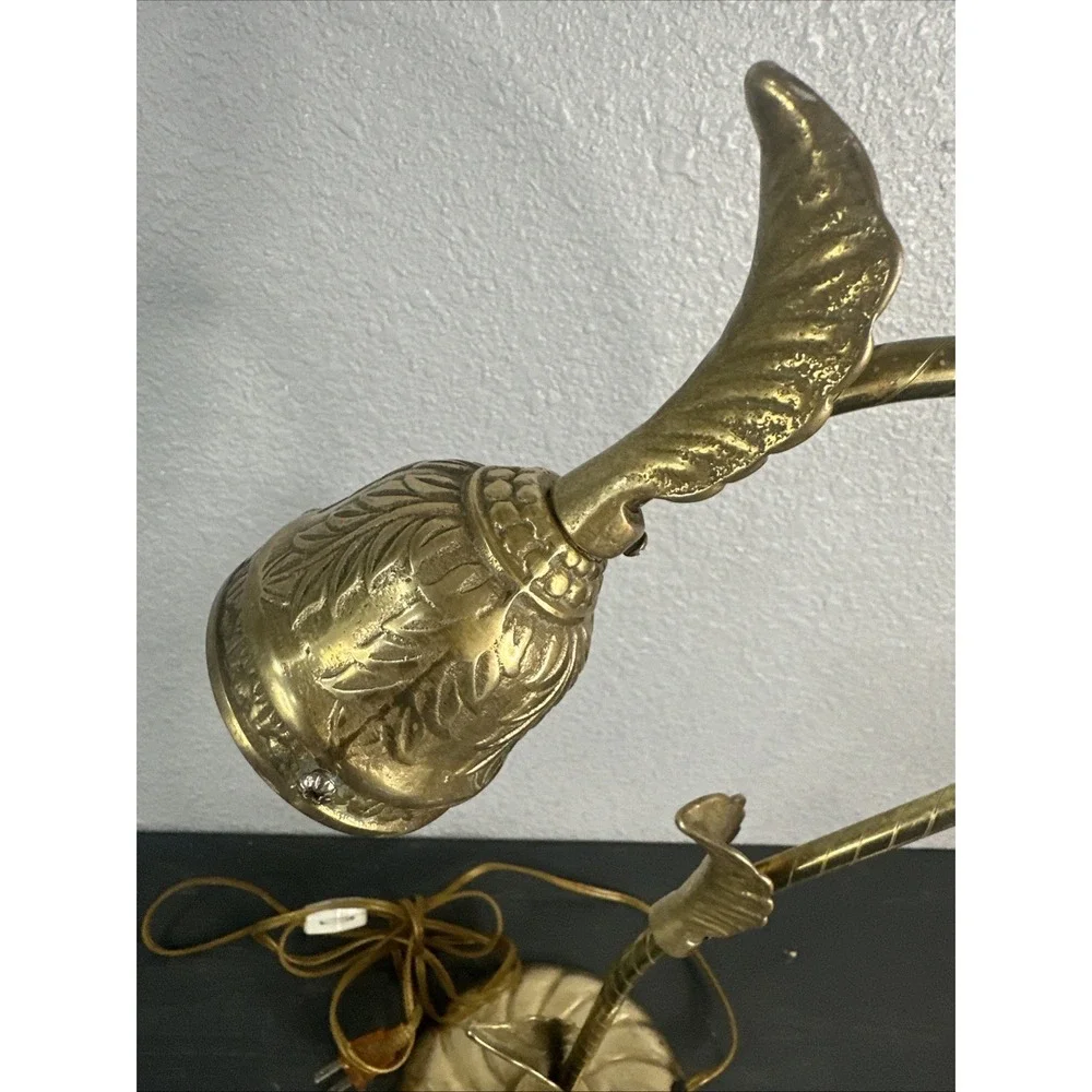 Vintage Brass Casted Metal Gooseneck Electric Table Lamp Leaves Leaf Design 19